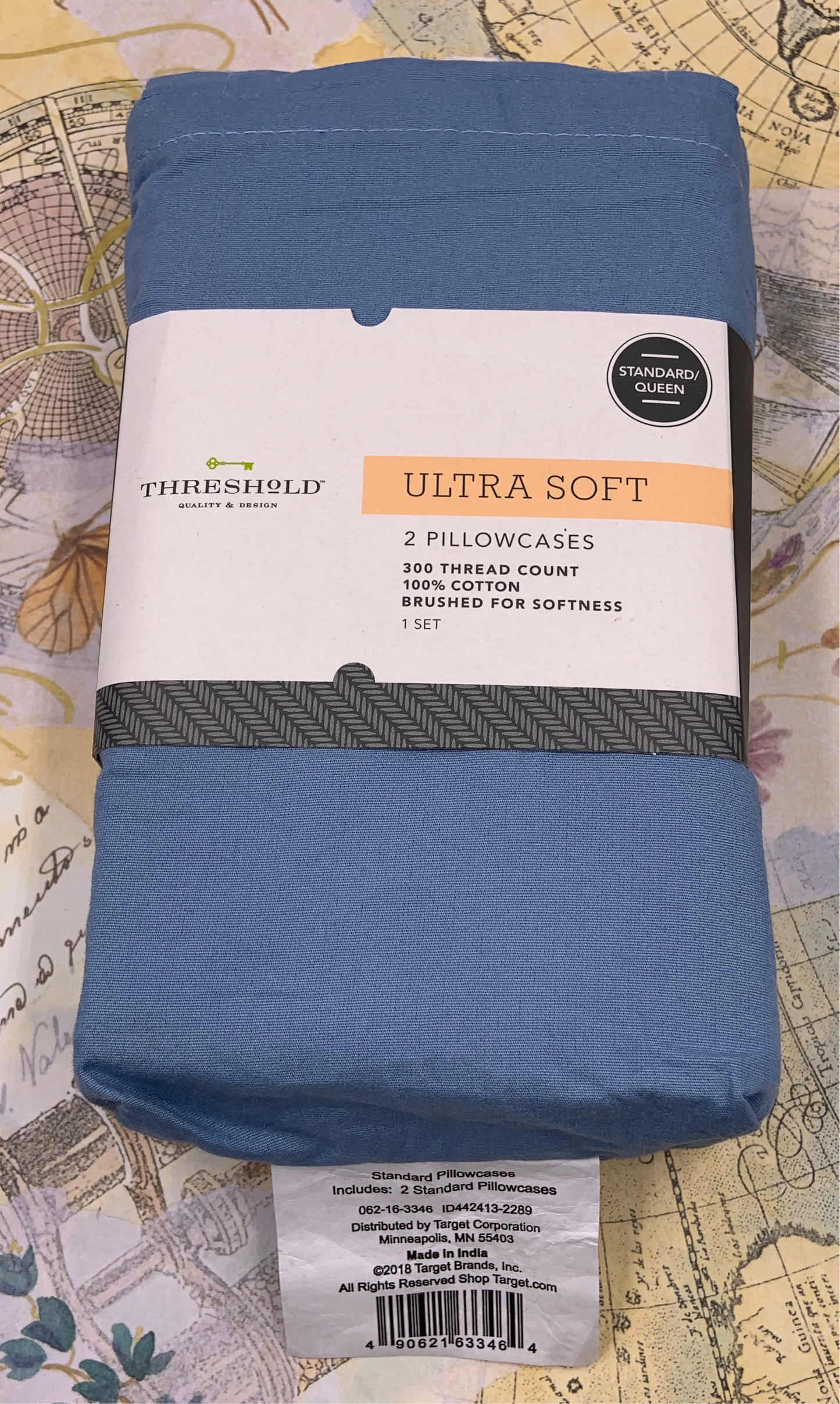 Threshold Ultra Soft Solid Blue Standard/Queen Pillowcase 300 Thread Count 1 Set
